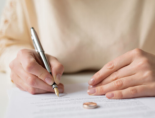 Divorce and Mortgages: A Guide to Homeownership Transitions